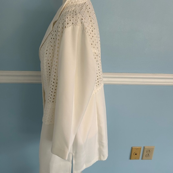 chicos size 2 blazer top jacket woman’s - Picture 2 of 4